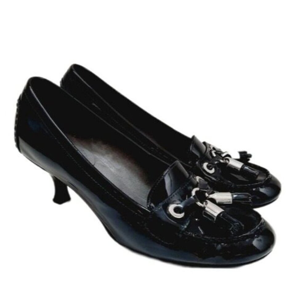 STUART WEITZMAN Loafer Kitten Heels Black Patent w/ Tassle Sz 5.5